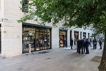 La nuova LaEsse con bistrot in piazza Risorgimento a Milano