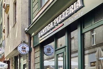La location di Antica Pizzeria Da Michele a Breslavia, la prima in Polonia