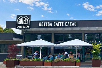 Il punto vendita Botega Caffè Cacao a Somma Lombardo (VA)