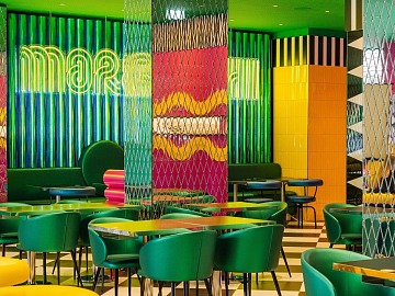 La sala interna di Tako Sushi in zona Aurelia a Roma