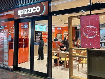 L'ingresso di Spizzico all'interno della Stazione di Verona Porta Nuova