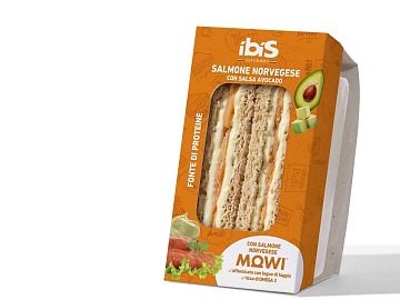 Il nuovo tramezzino Ibis con il salmone norvegese di Mowi