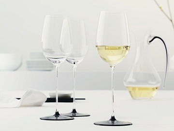 Alcuni dei calici della linea Riedel Fatto a Mano Black Tie