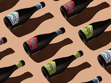 Baladin nasce a Piozzo nel 1986 come pub e, dal 1996, avvia la produzione di birra artigianale 