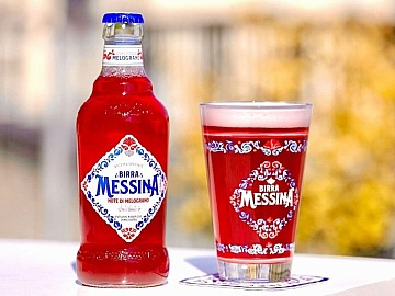 La nuova Birra Messina Note di Melograno (5% alcol)