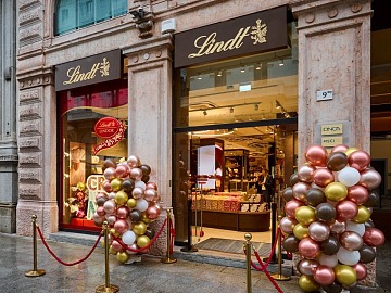 Il nuovo negozio Lindt & Sprüngli a Milano, il 38° in Italia