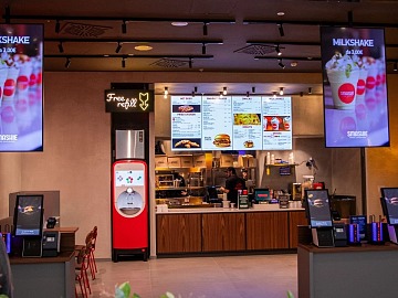 Il locale Smashie del Centro commerciale Curno