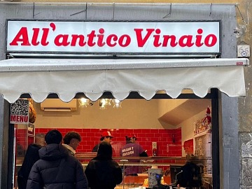 Una location all'Antico Vinaio, che si avvicina a 60 locali nel mondo