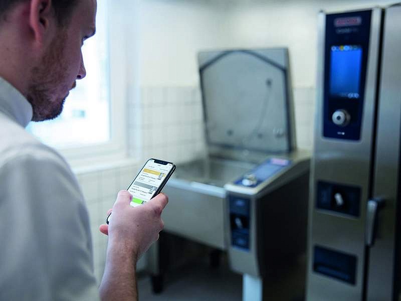 Tecnologia in cucina con Rational e il sistema ConnectedCooking
