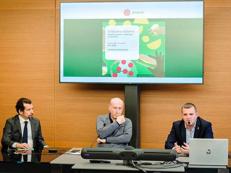 Il fast food McDonald's Italia ha presentato il report Crescere Insieme