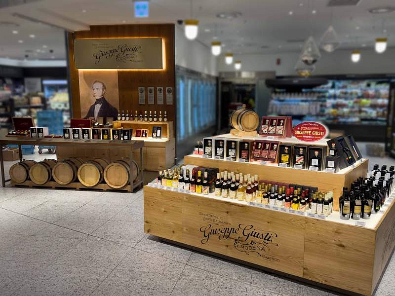 La boutique di Acetaia Giusti (in formato corner) nel department store Lotte di Seul