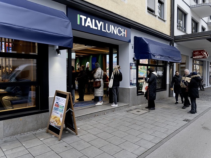 Italylunch trasforma la cucina italiana in un format fast food Il primo locale di Italylunch aperto nel 2024 a Monaco di Baviera